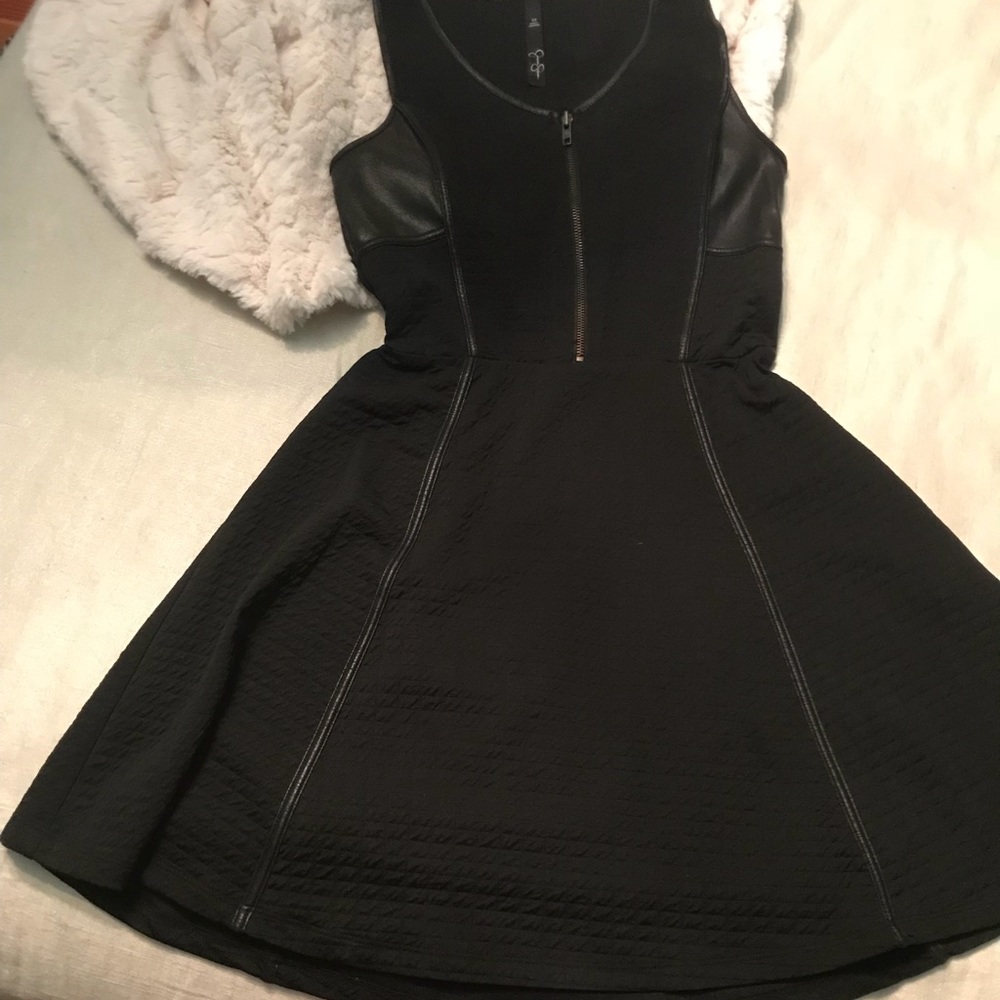 Jessica Simpson little black dress